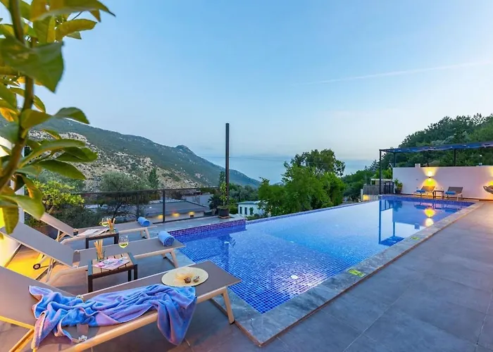 Villa İslamlar 2 Bedroom Secluded With Private Pool Hot Tub Kalkan