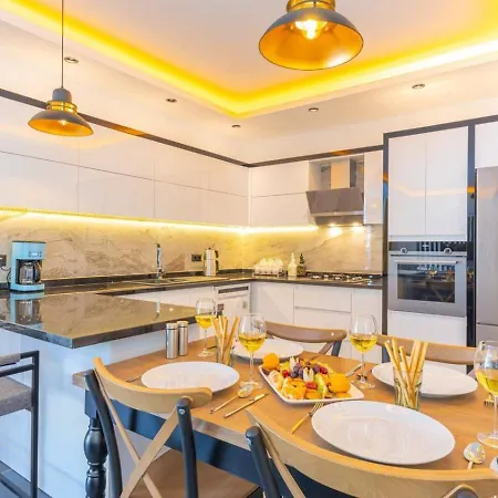 Vila İslamlar 2 Bedroom Secluded With Private Pool Hot Tub