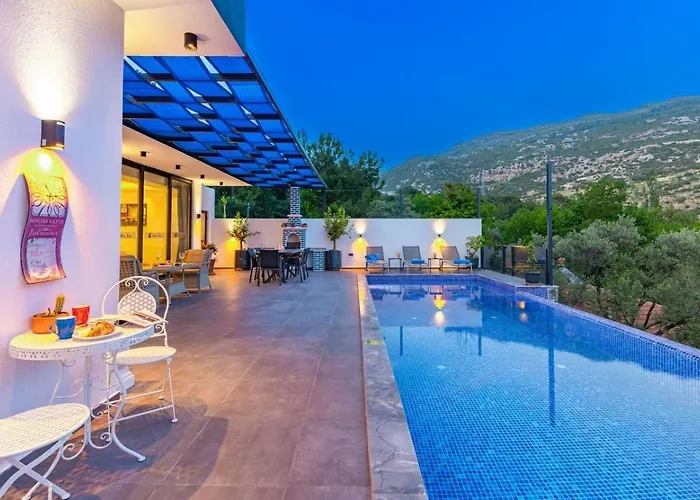 İslamlar 2 Bedroom Secluded With Private Pool Hot Tub *