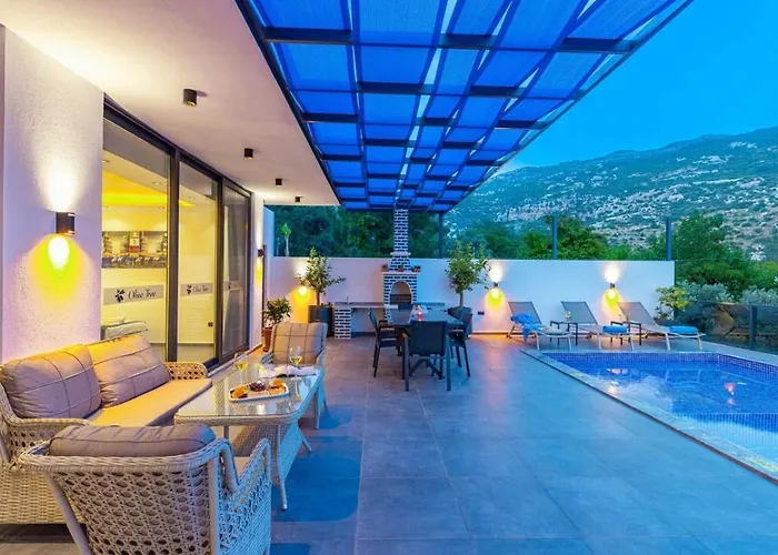 İslamlar 2 Bedroom Secluded With Private Pool Hot Tub Kalkan
